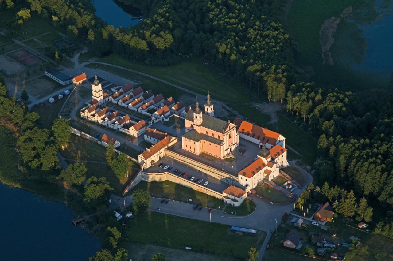 Hotel Pokamedulski Klasztor W Wigrach Wigry Exterior foto