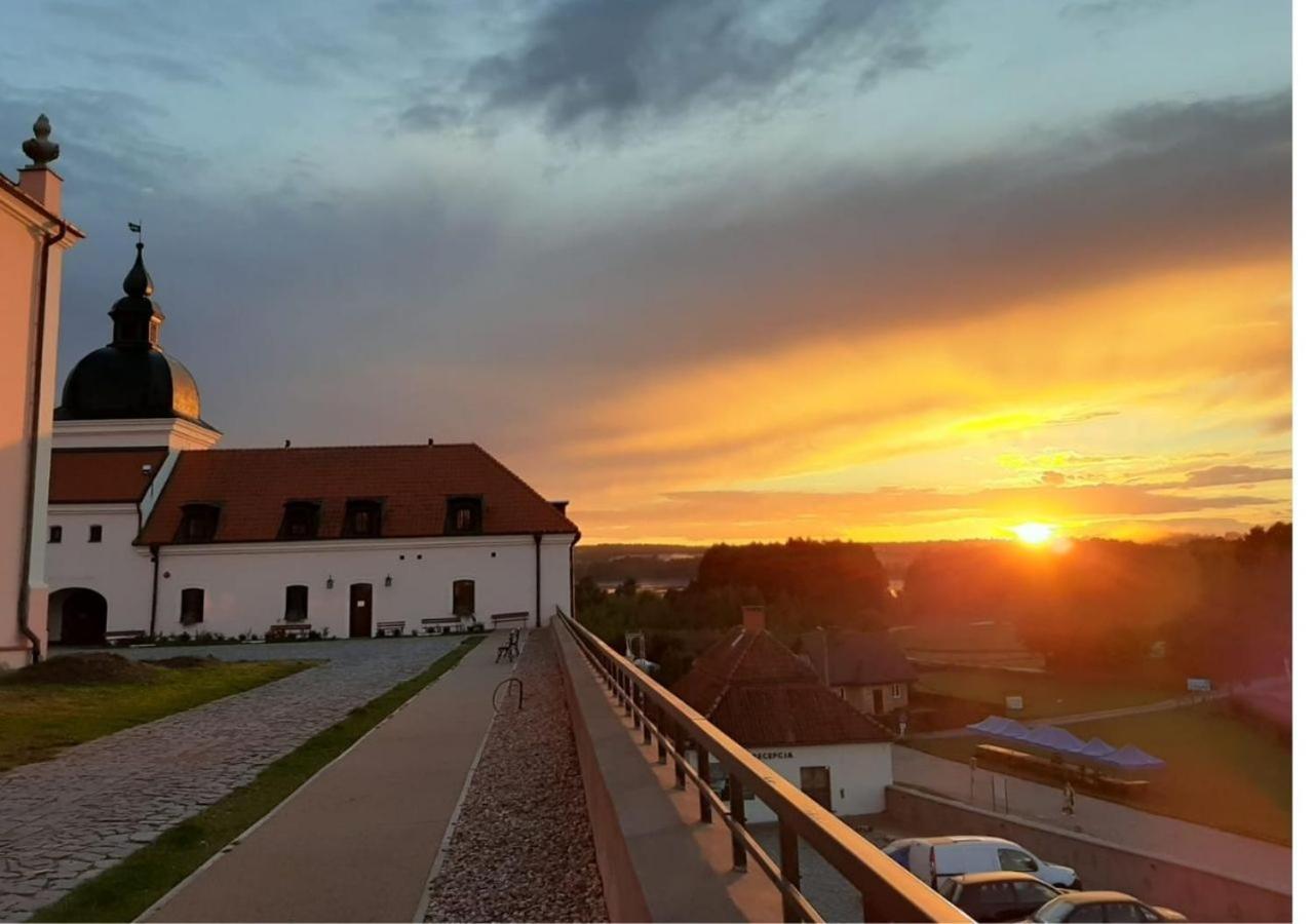 Hotel Pokamedulski Klasztor W Wigrach Wigry Exterior foto